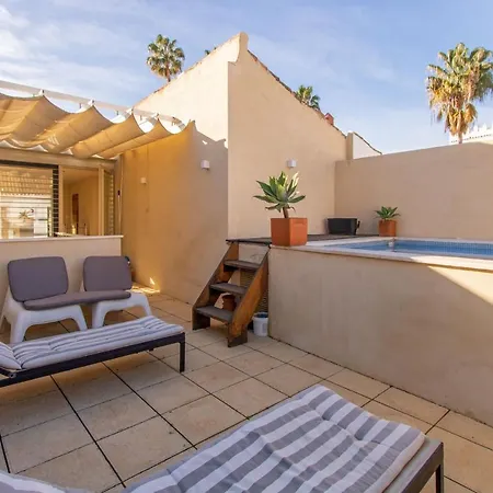 Alcazar Pool By Valcambre Holiday home *